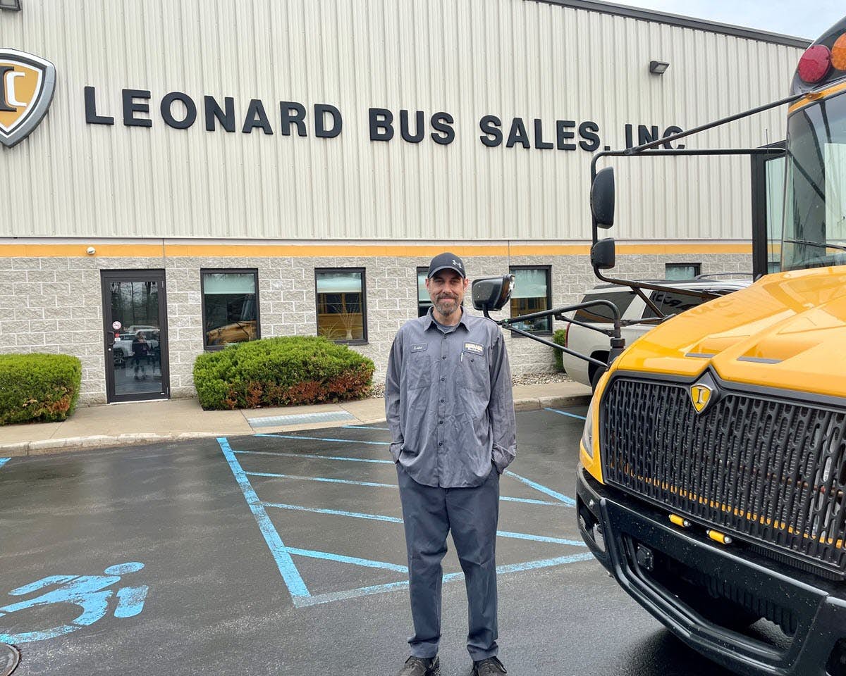 International Trucks Technician