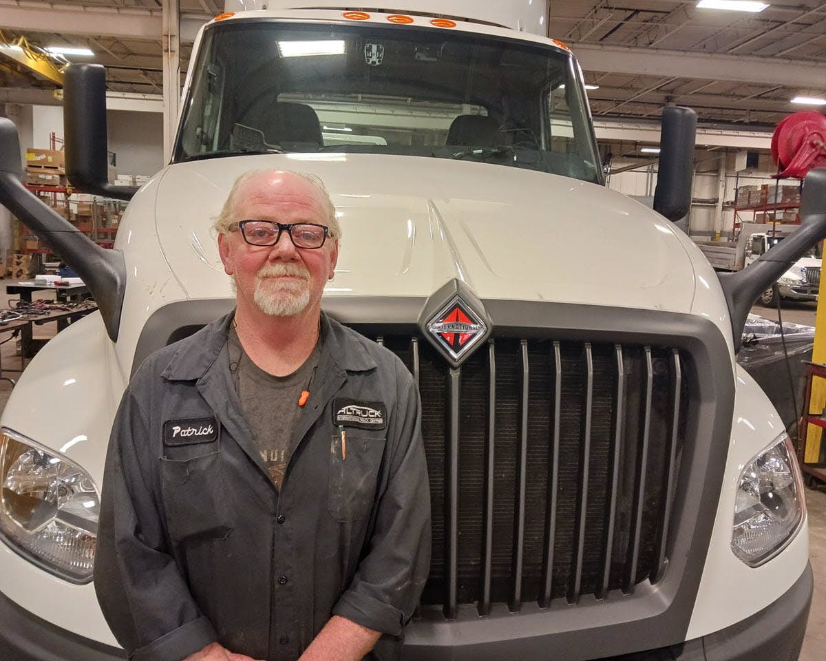 International Trucks Technician