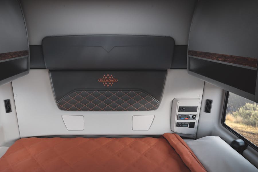 sleeper hi rise diamond elite cmyk